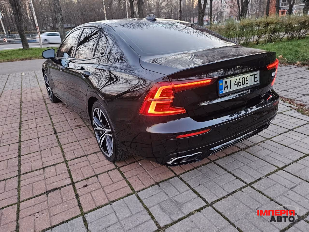 Volvo S60 - фото 57
