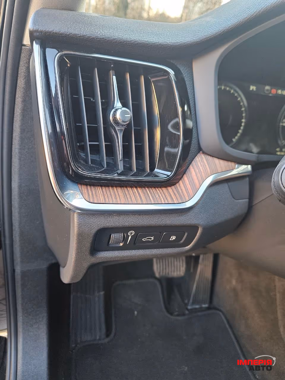 Volvo S60 - фото 29