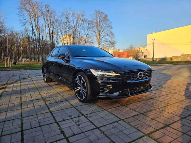 Volvo S60 - фото 3
