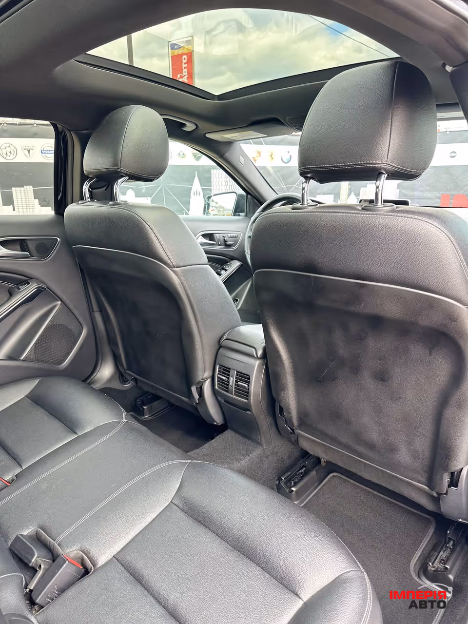 Mercedes-Benz GLA - фото 13