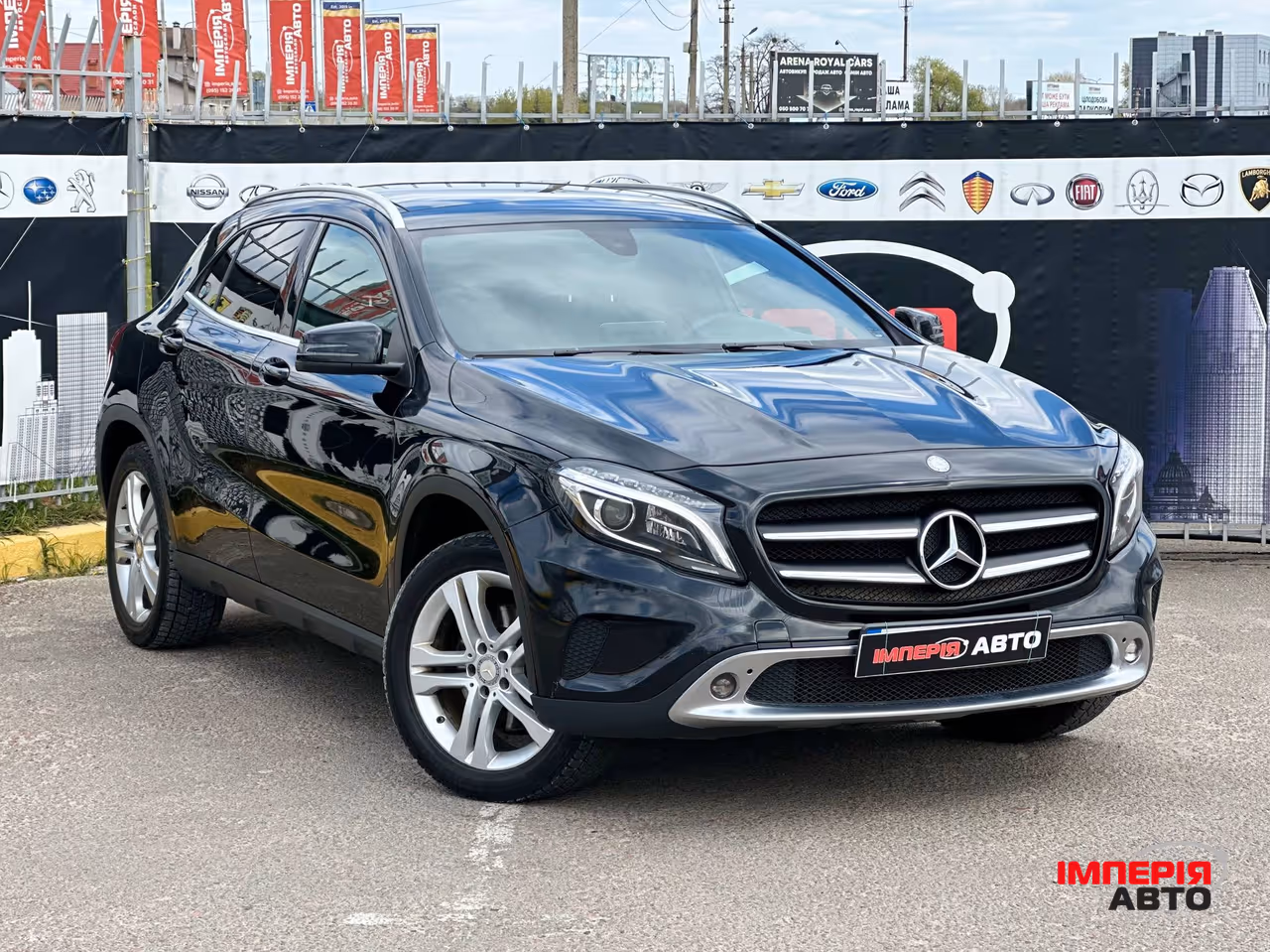 Mercedes-Benz GLA - фото 1