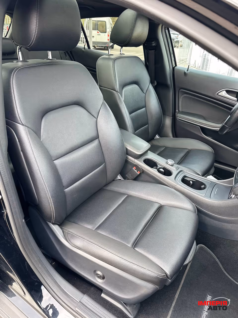 Mercedes-Benz GLA - фото 11