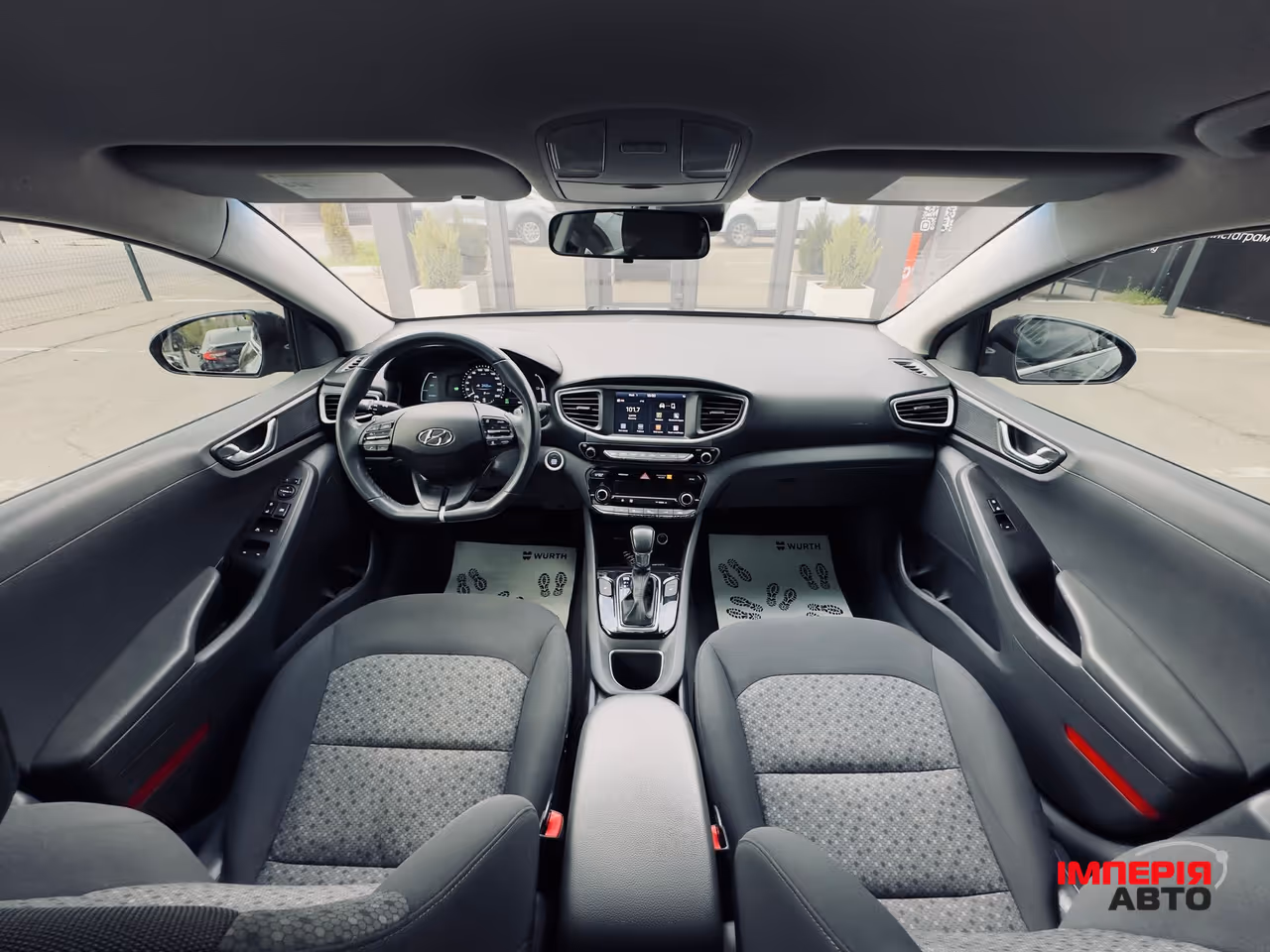 Hyundai IONIQ - фото 28