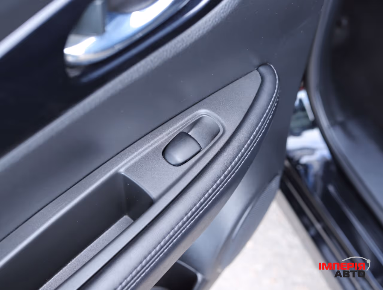 Nissan Rogue Sport - фото 8