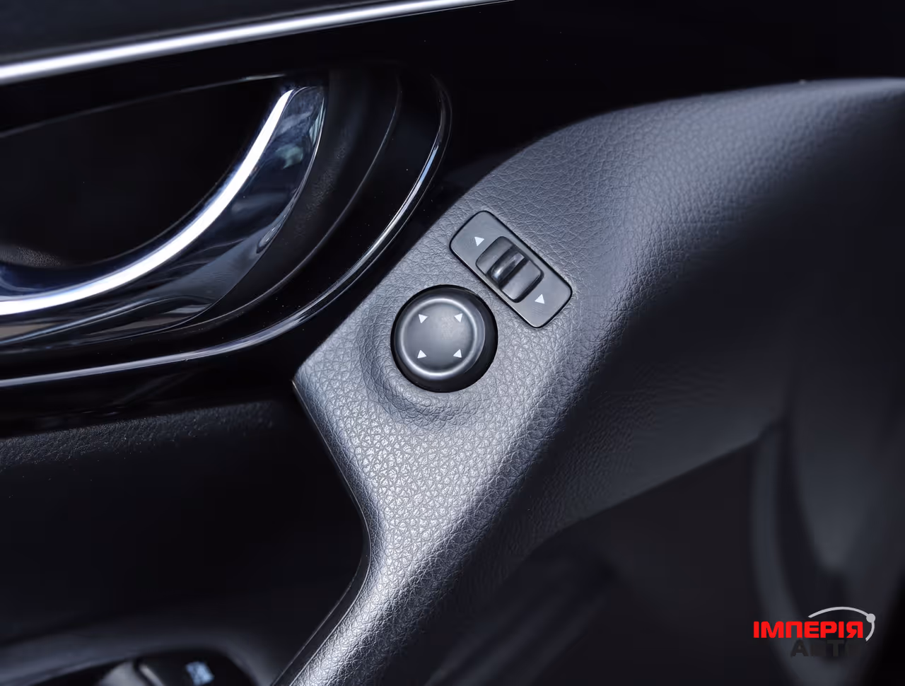 Nissan Rogue Sport - фото 12