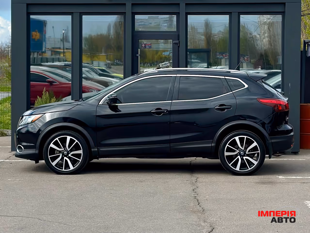 Nissan Rogue Sport - фото 3