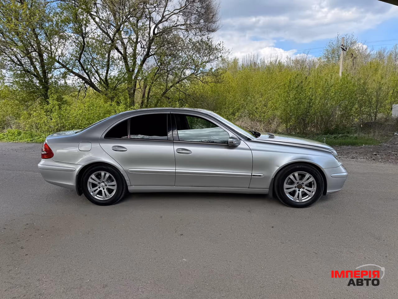 Mercedes-Benz E-Класс - фото 4
