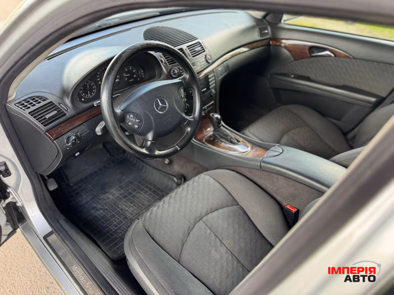 Mercedes-Benz E-Класс - фото 15