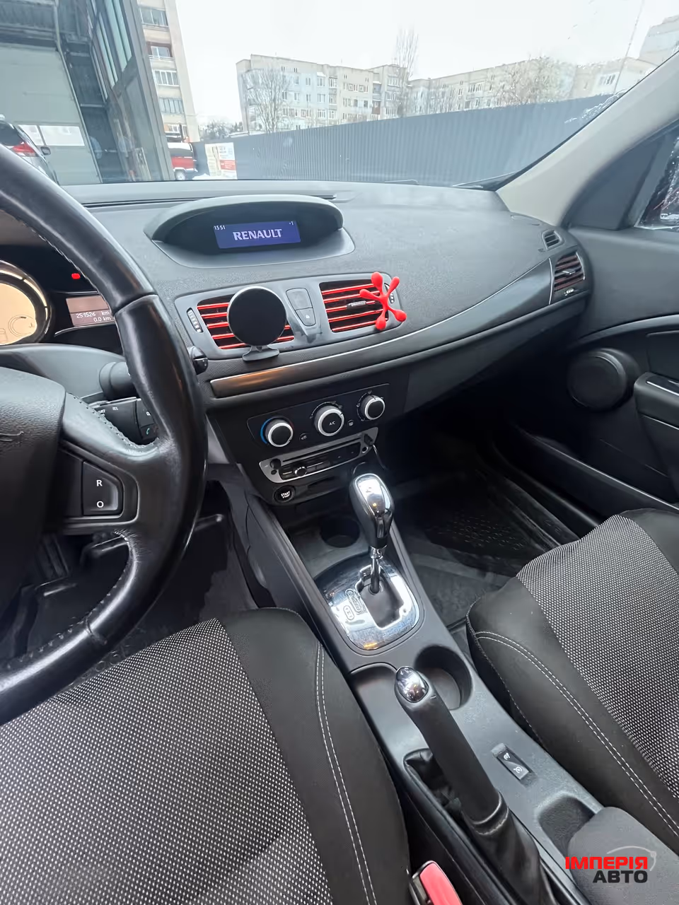 Renault Megane - фото 15