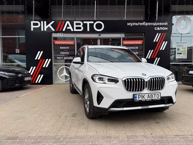 BMW X3 - фото 1