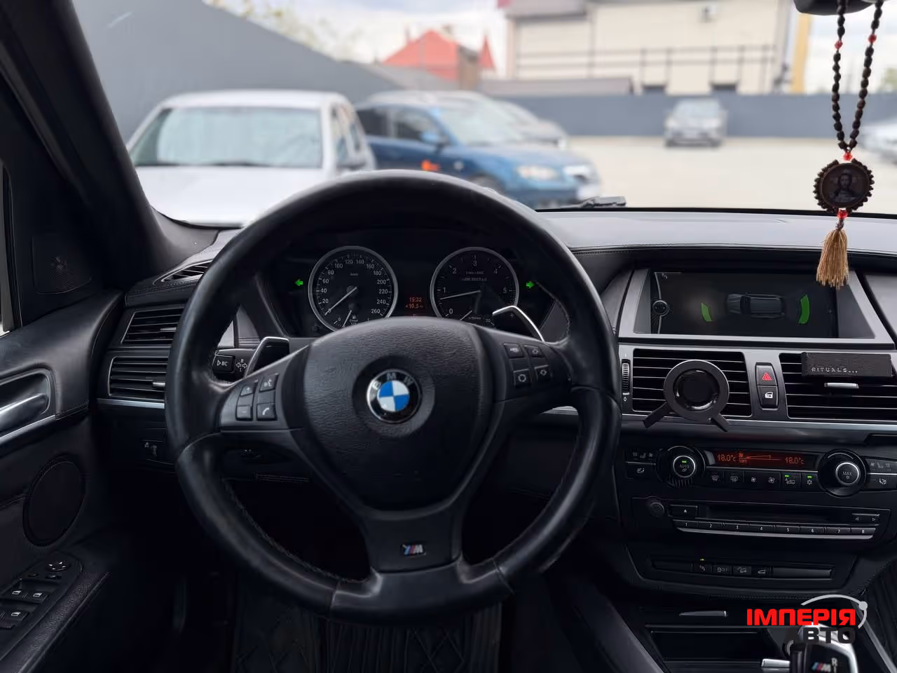 BMW X5 - фото 8