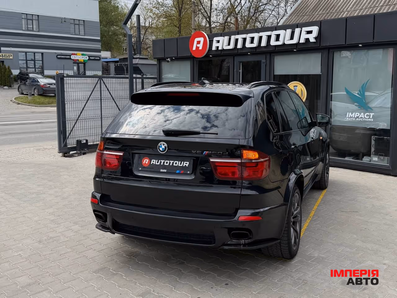 BMW X5 - фото 12