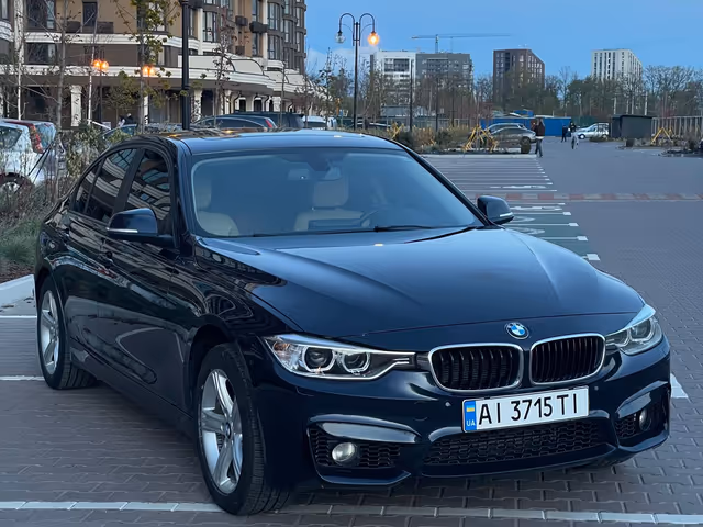 BMW 3 серії - фото 1