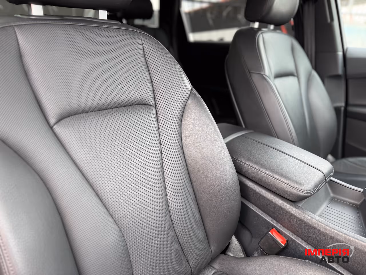Audi Q7 - фото 9