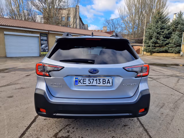 Subaru Outback - фото 5