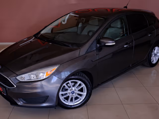 Ford Focus - фото 2