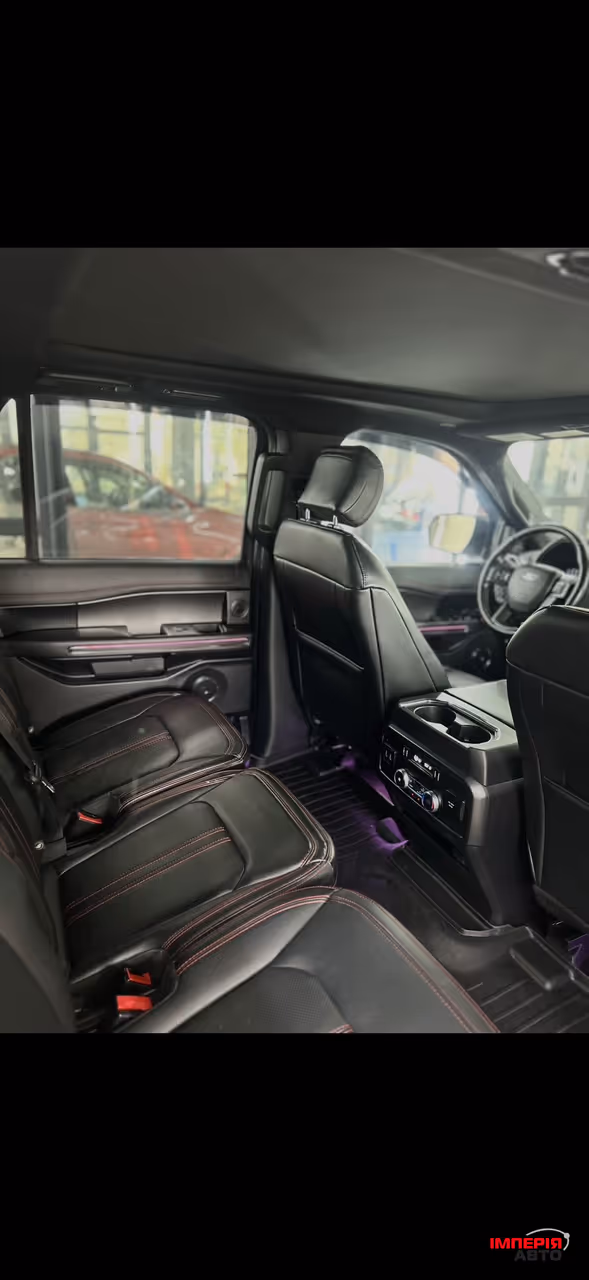 Ford Expedition - фото 17