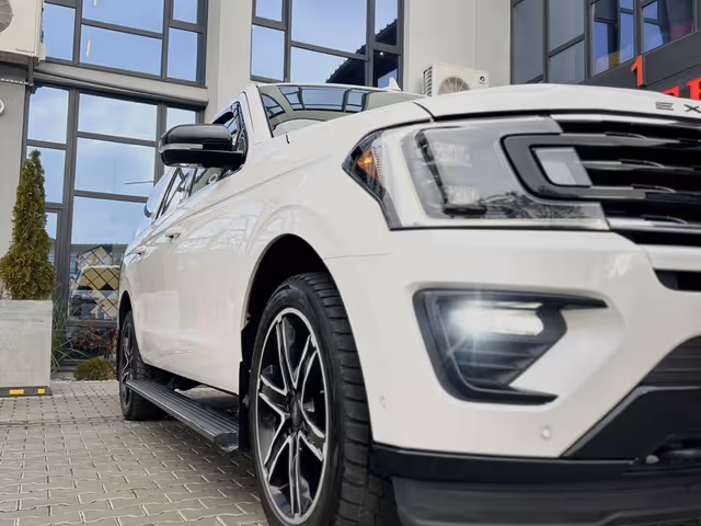 Ford Expedition - фото 4