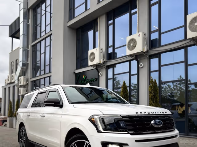 Ford Expedition - фото 2
