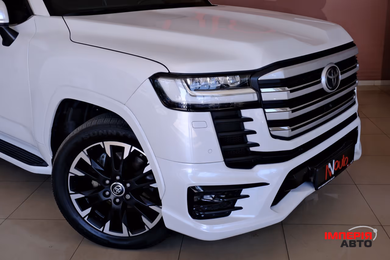 Toyota Land Cruiser - фото 3