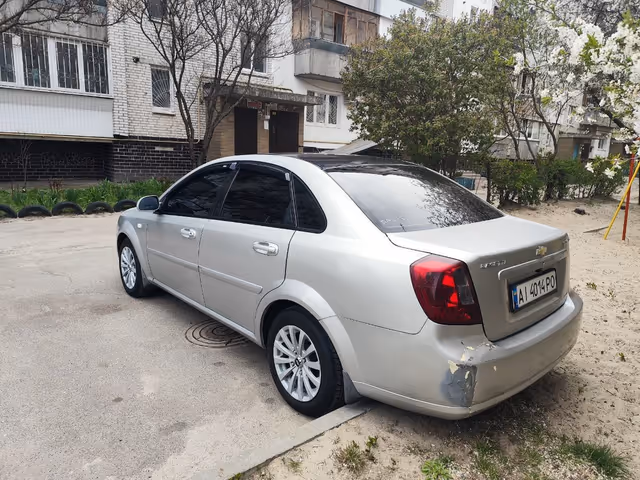 Chevrolet Lacetti - фото 4