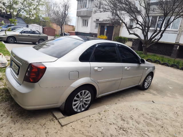 Chevrolet Lacetti - фото 3