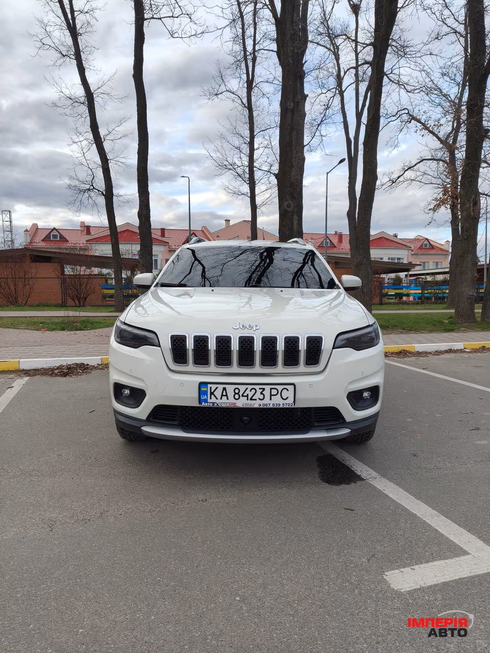 Jeep Cherokee - фото 2