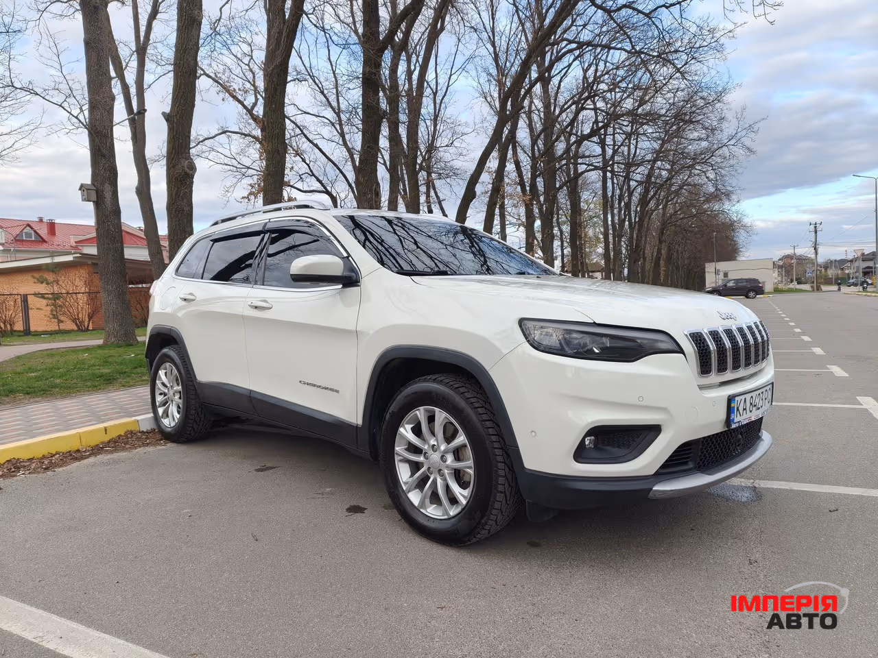Jeep Cherokee - фото 5