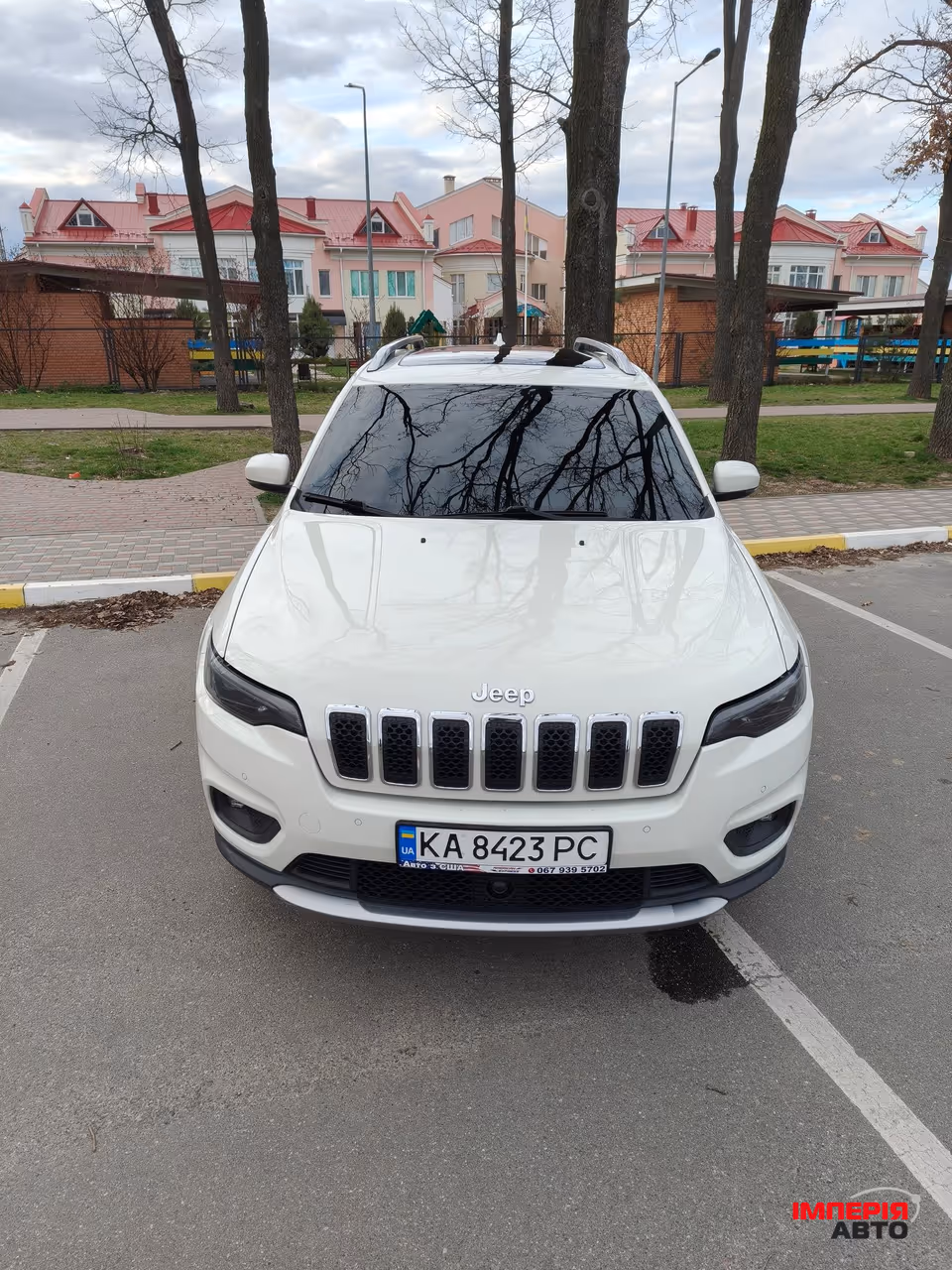 Jeep Cherokee - фото 3