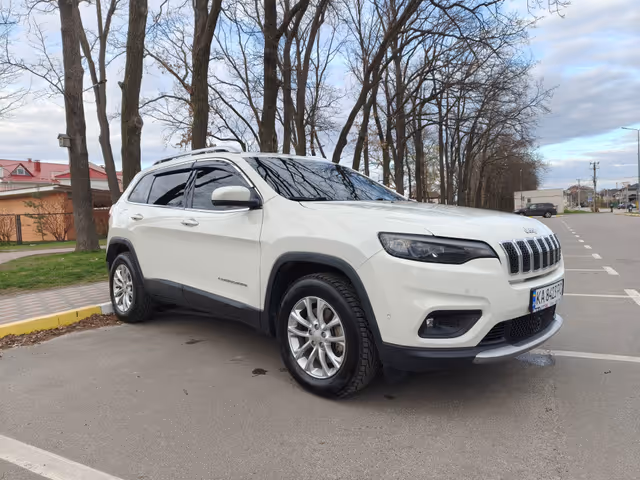 Jeep Cherokee - фото 5