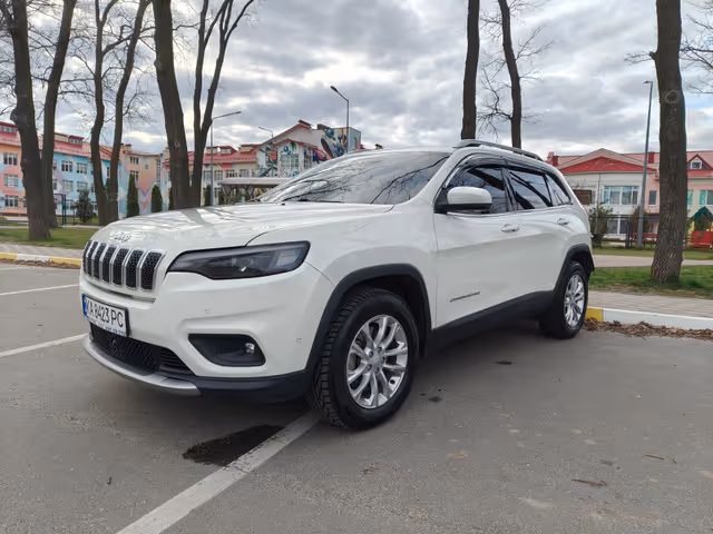 Jeep Cherokee - фото 4