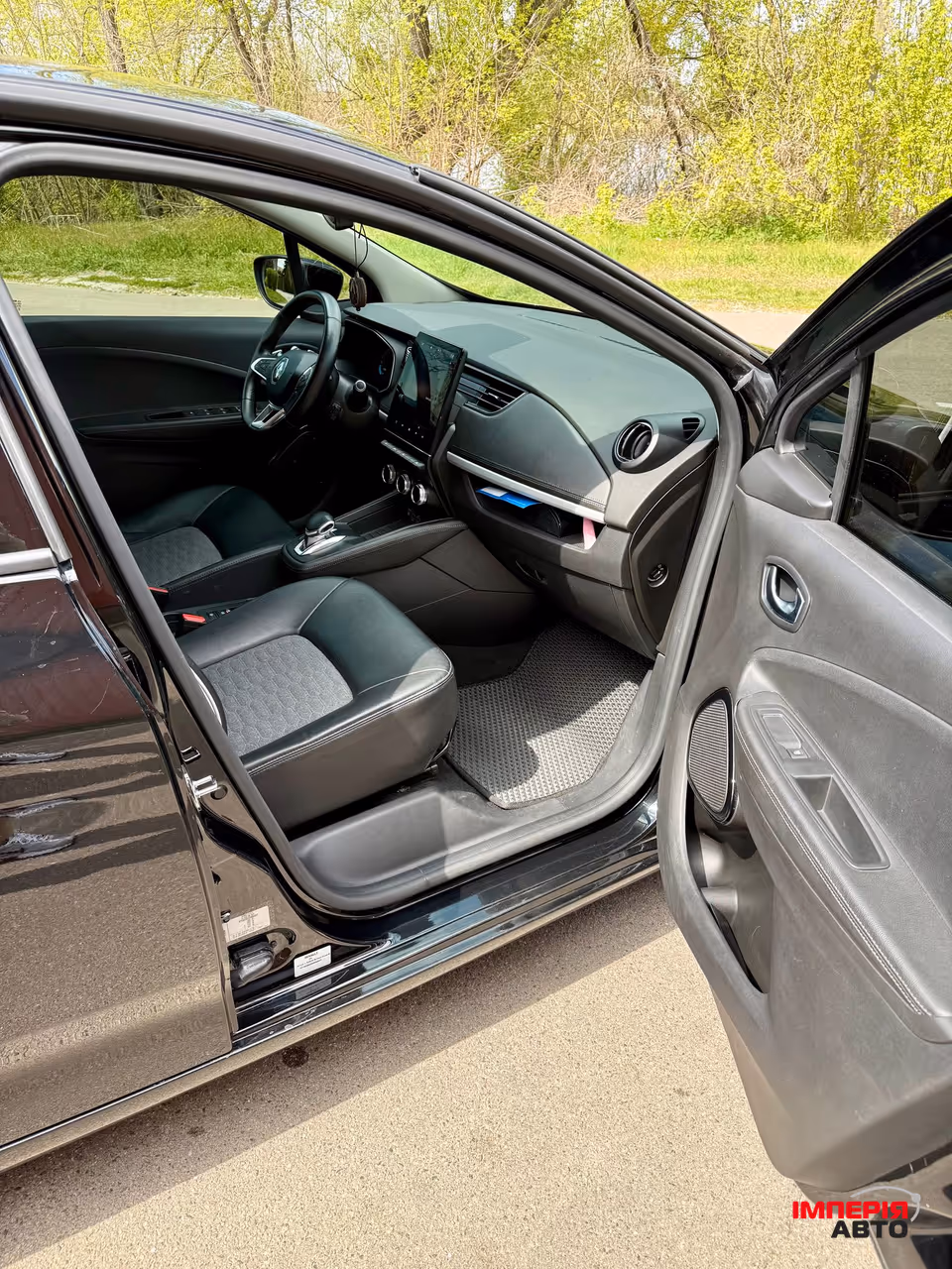 Renault ZOE - фото 19
