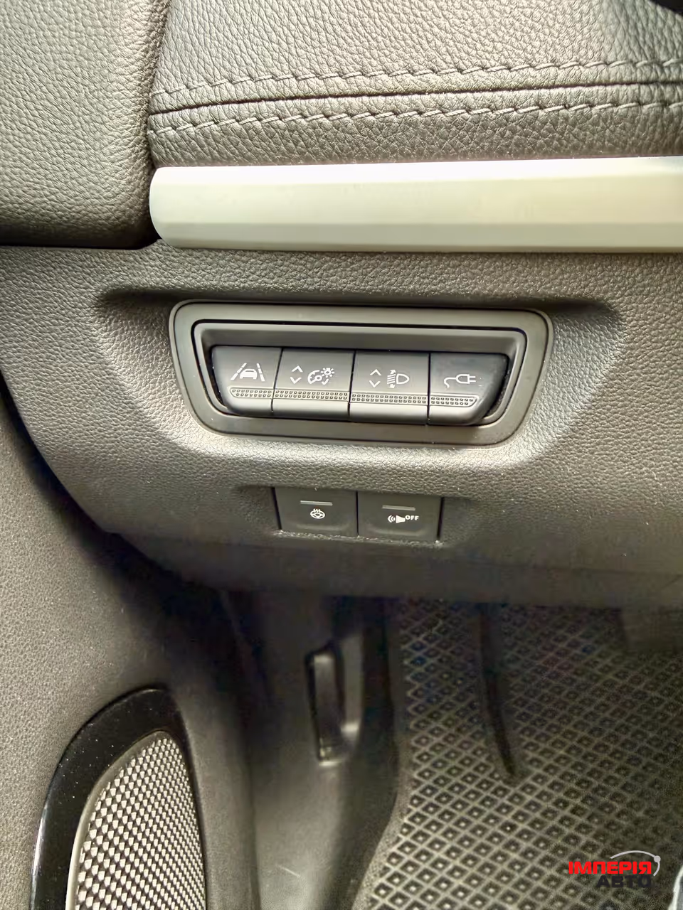 Renault ZOE - фото 20