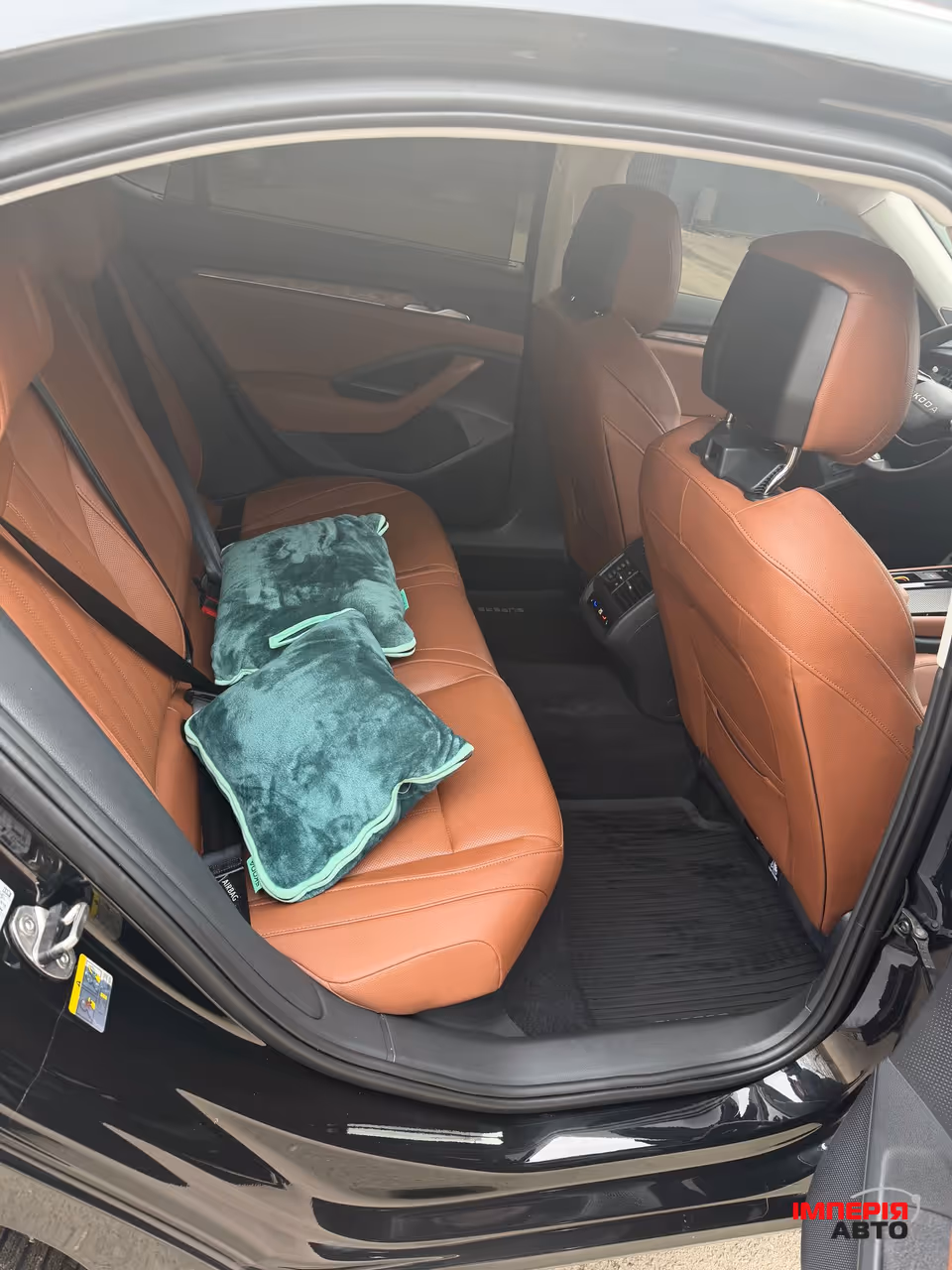 Skoda Superb - фото 16