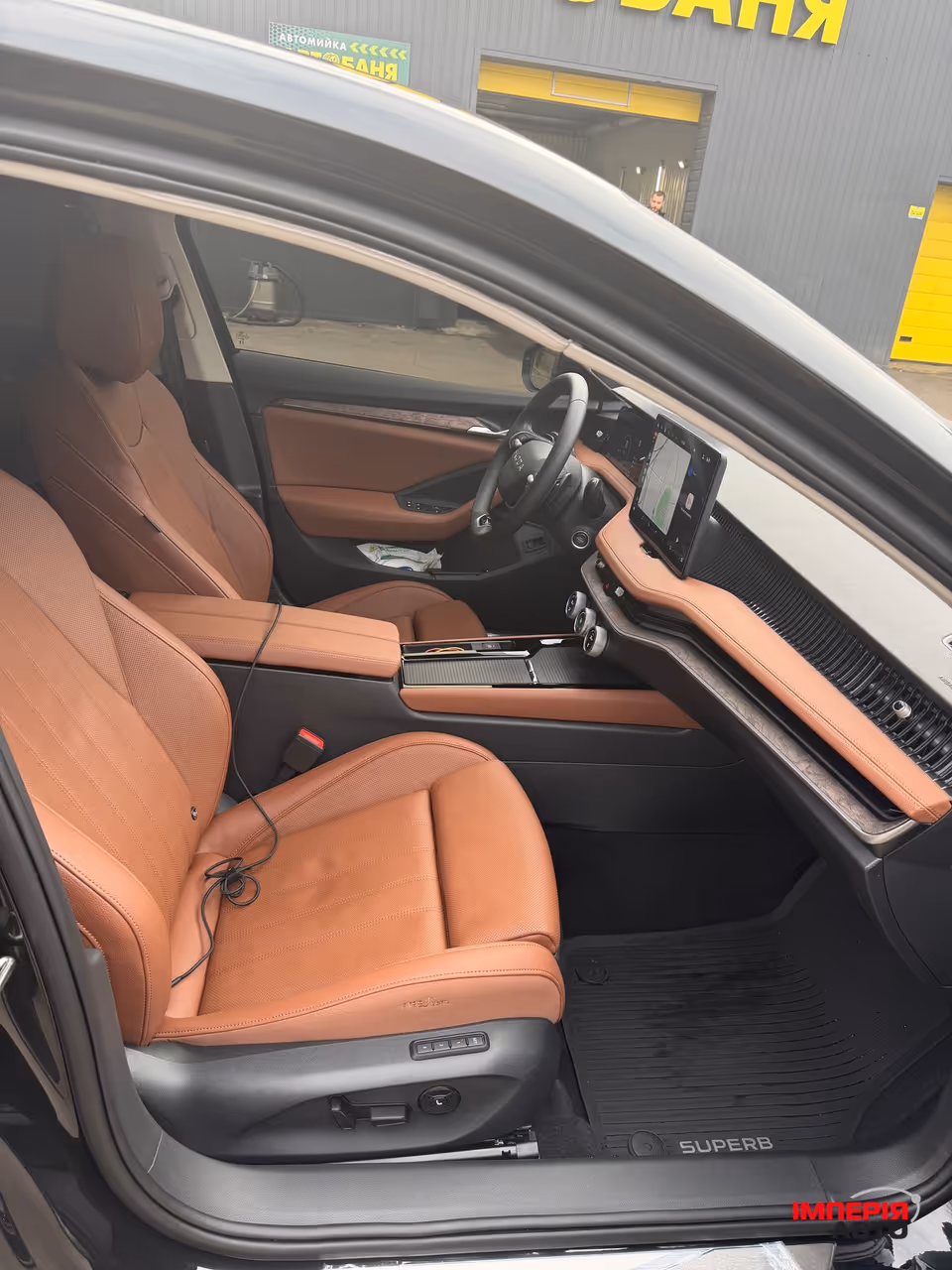 Skoda Superb - фото 13