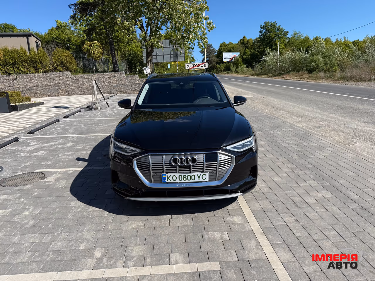 Audi e-tron - фото 6