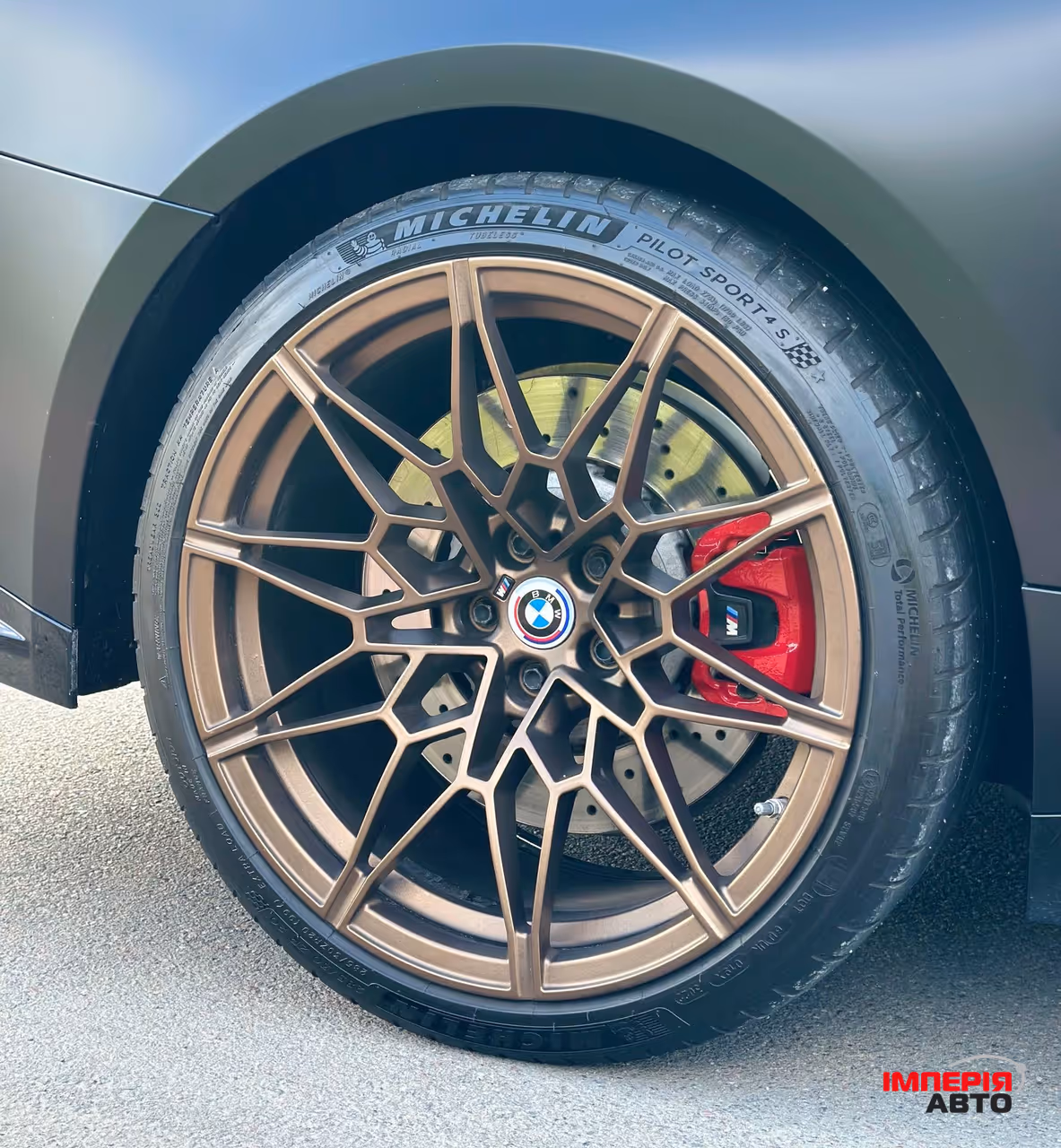 BMW M4 - фото 24