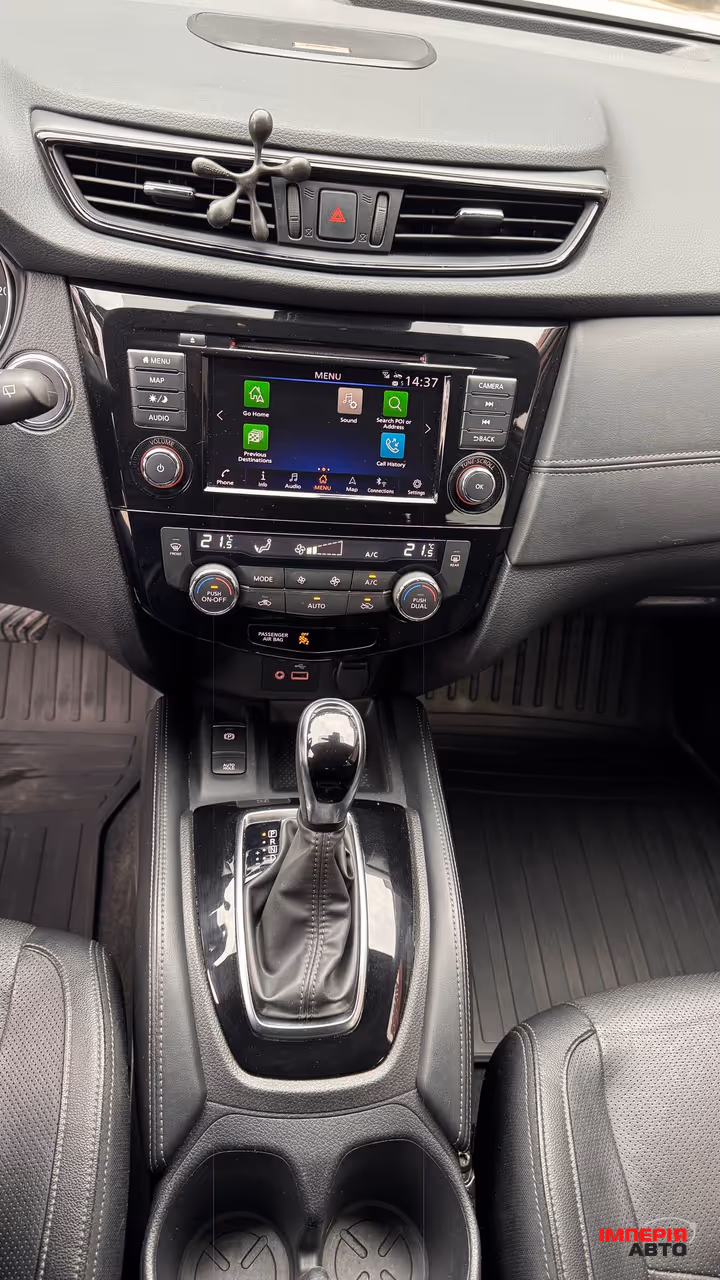 Nissan Rogue - фото 12