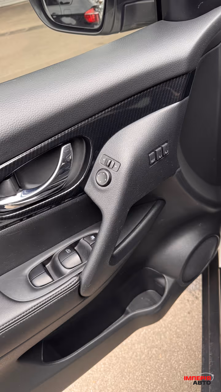 Nissan Rogue - фото 13
