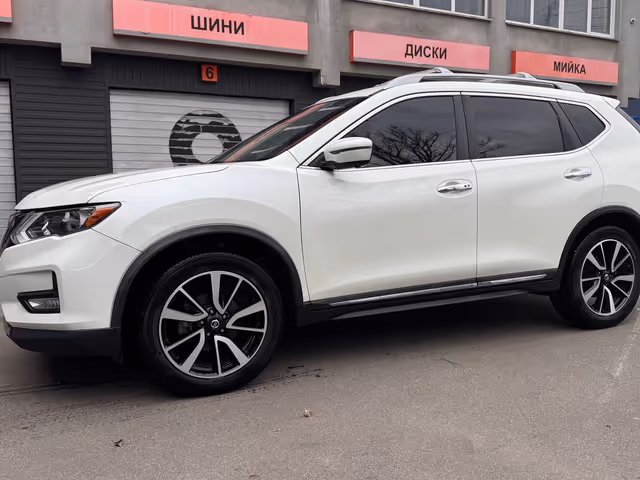 Nissan Rogue - фото 2