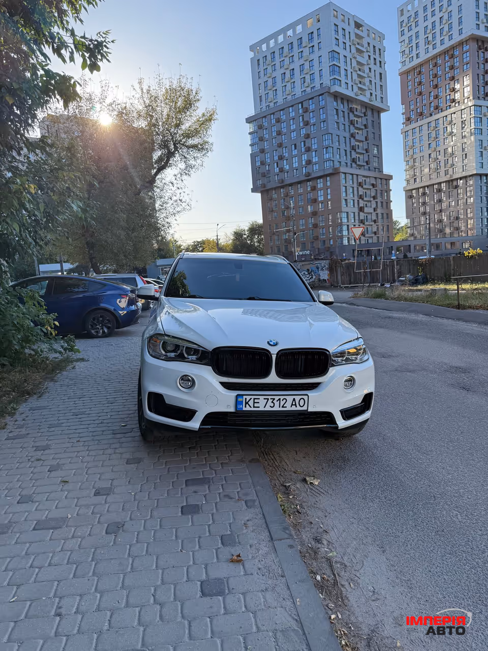 BMW X5 - фото 1