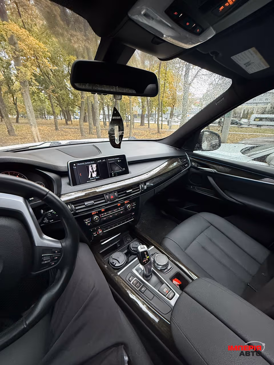 BMW X5 - фото 7