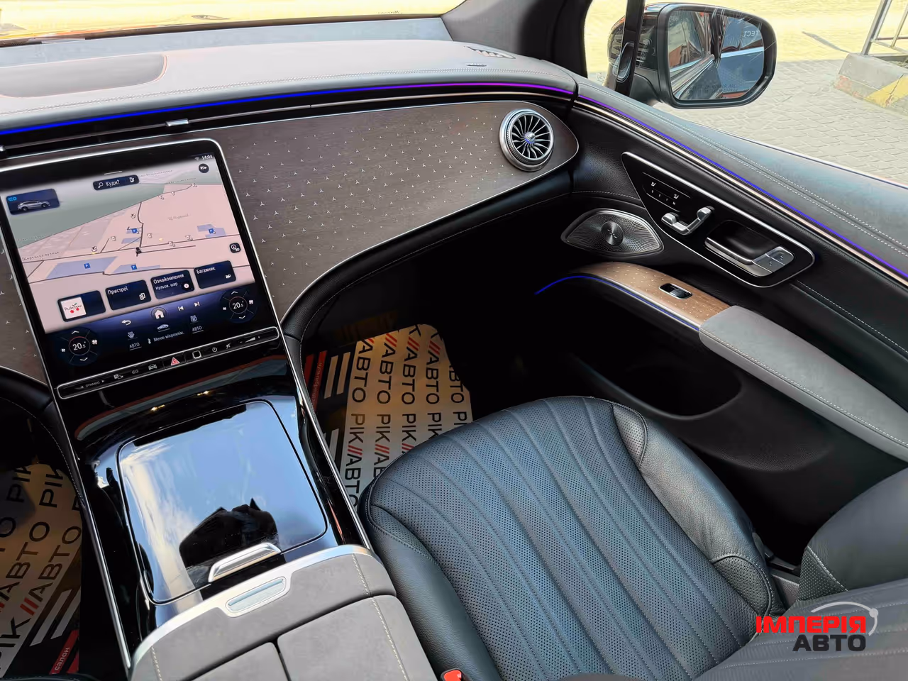 Mercedes-Benz EQS SUV - фото 45