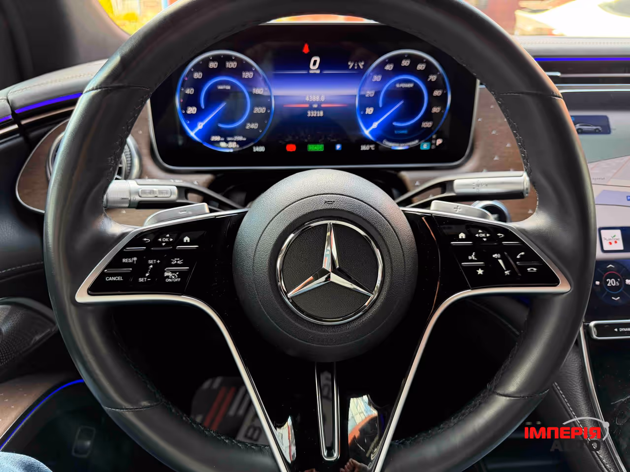 Mercedes-Benz EQS SUV - фото 25