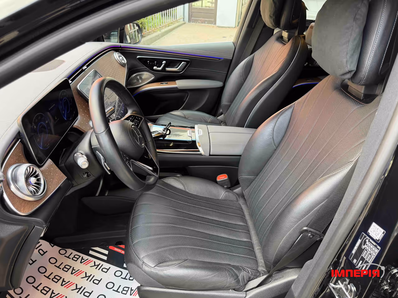Mercedes-Benz EQS SUV - фото 16