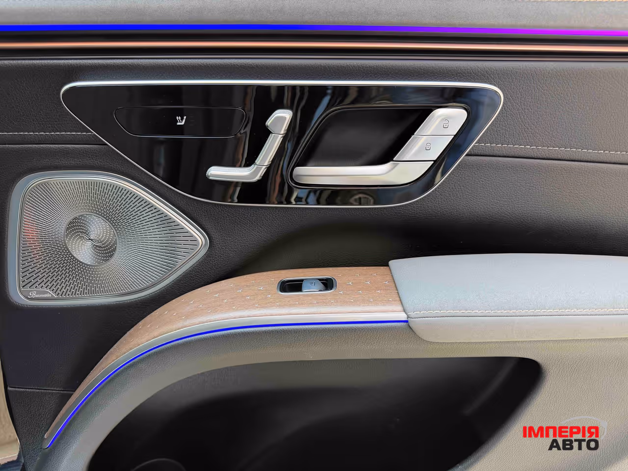 Mercedes-Benz EQS SUV - фото 51