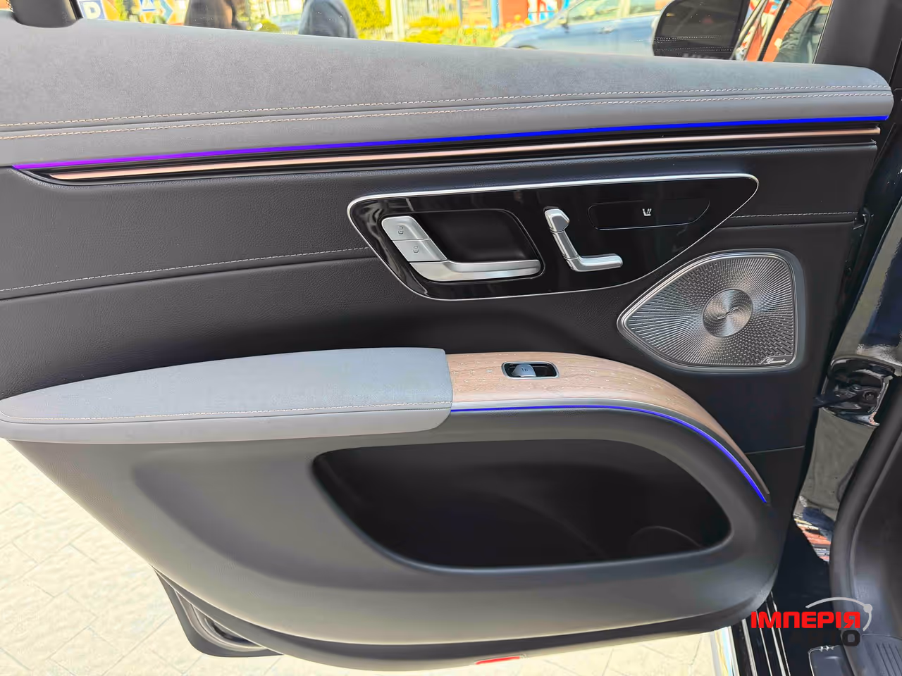 Mercedes-Benz EQS SUV - фото 53