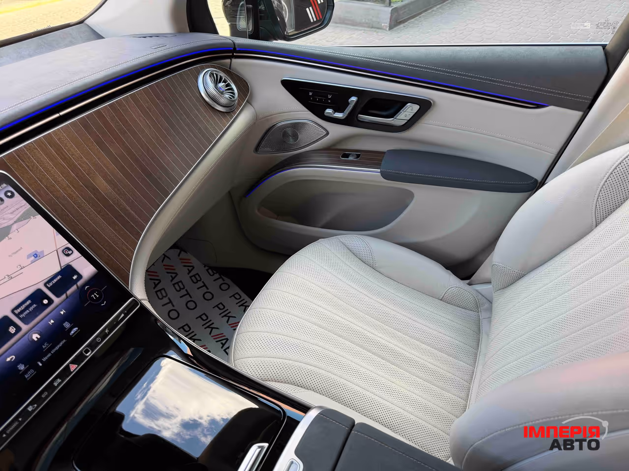 Mercedes-Benz EQS SUV - фото 41