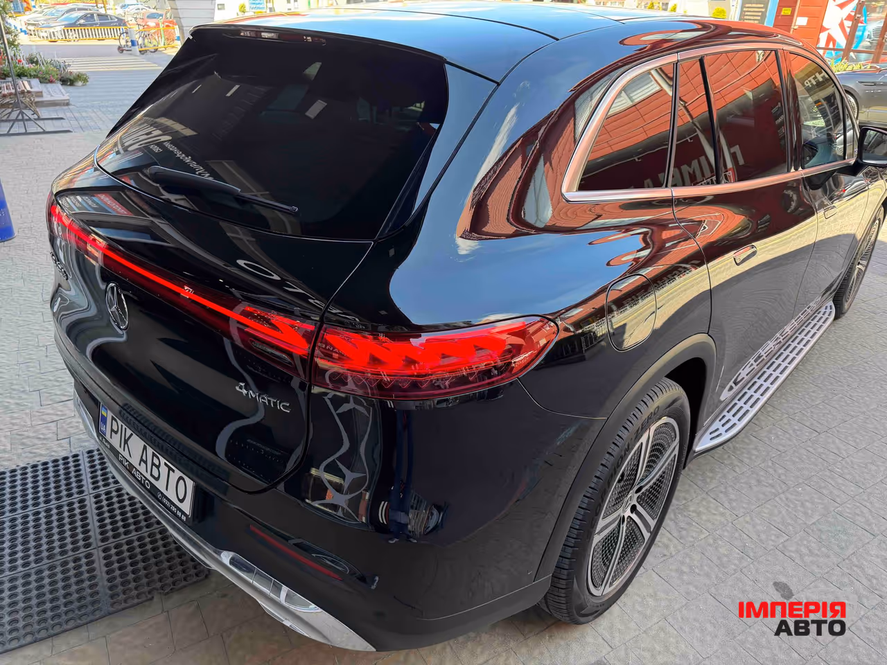 Mercedes-Benz EQS SUV - фото 9