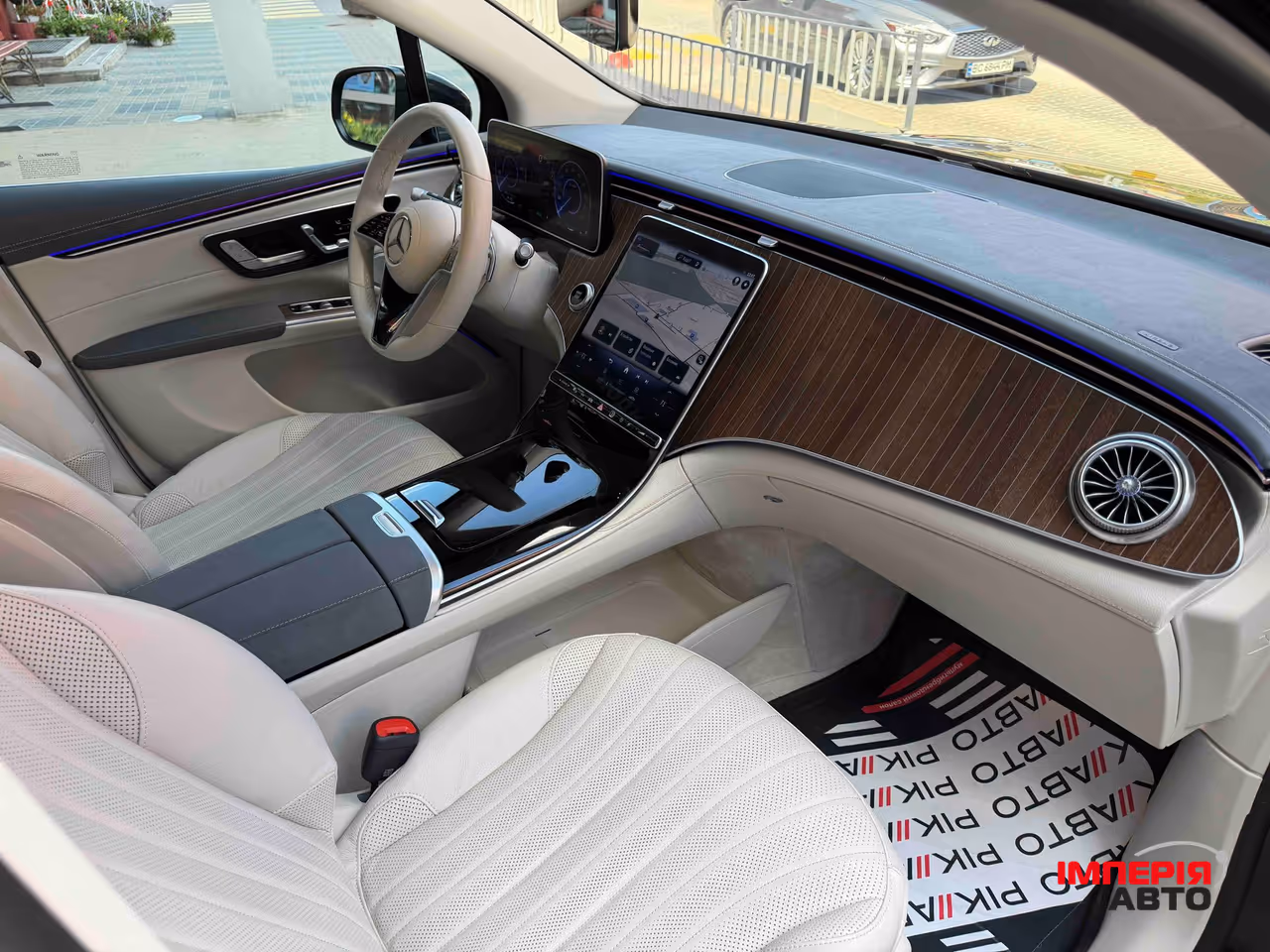Mercedes-Benz EQS SUV - фото 46